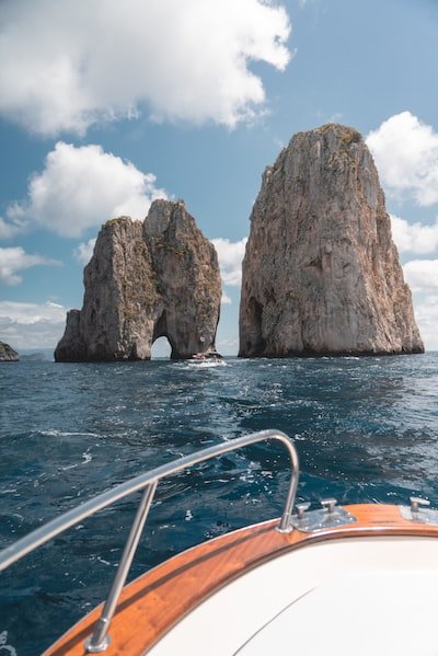 Cinq lieux à ne pas manquer lors de votre voyage à Capri