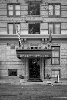 Réservation d'hôtels pour les vacances : Pourquoi préférer les réservations indirectes aux réservations directes ?